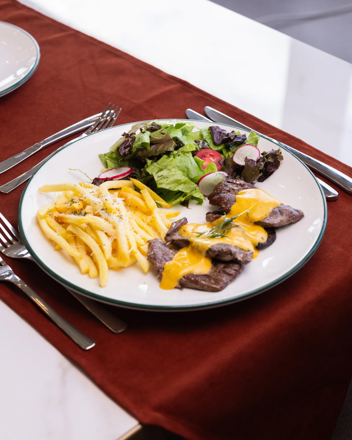 Cafe de Paris Soslu Bonfile