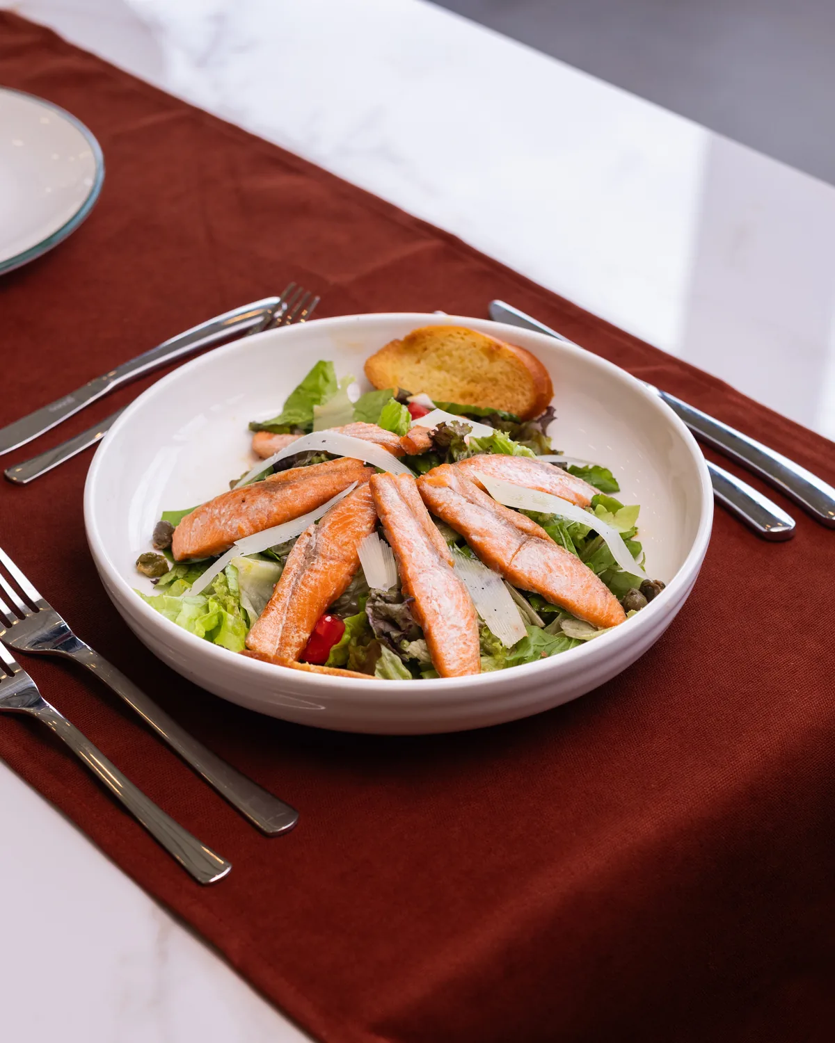 Izgara Somon Salata