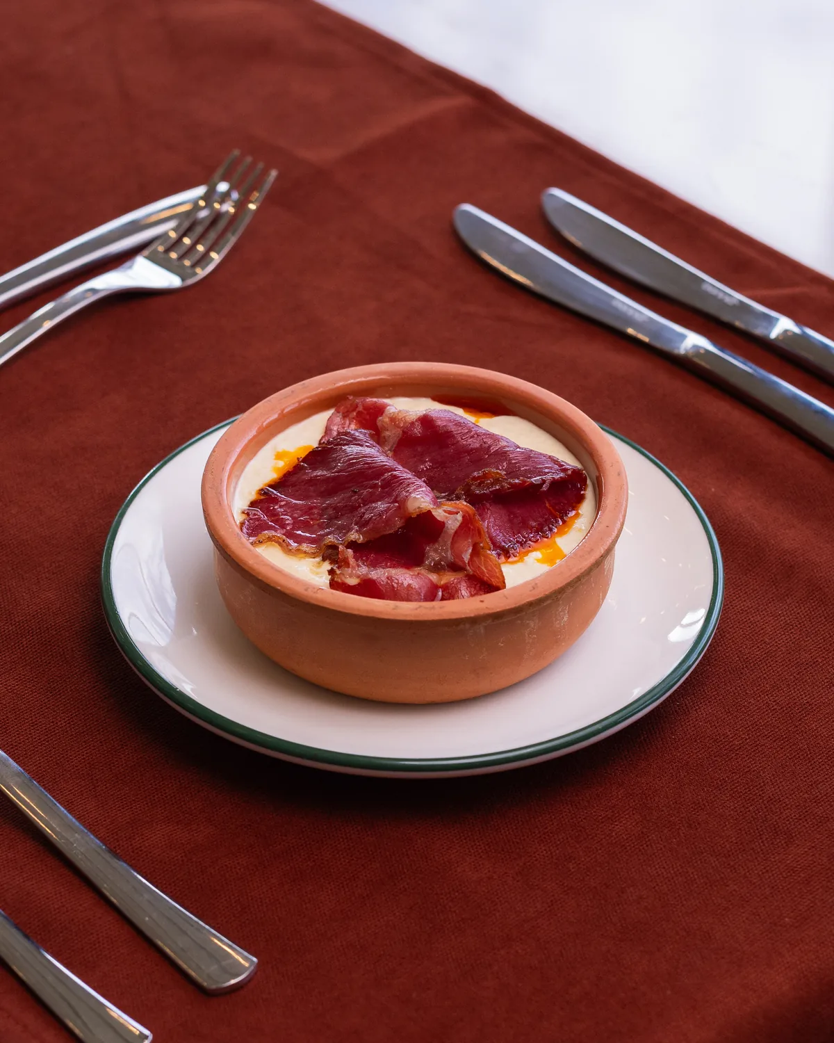 Pastırmalı Humus